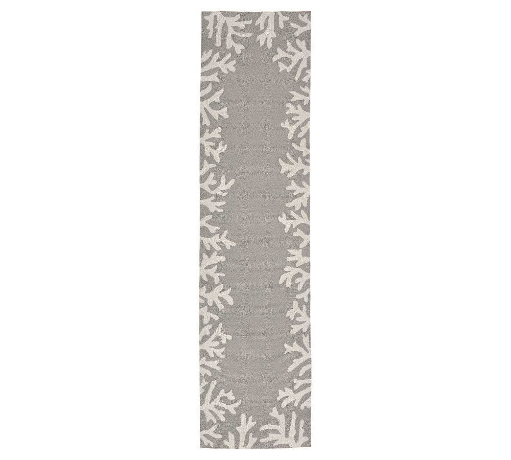 Coral Motif Silver Tufted Indoor/Outdoor Wool Blend Rug
