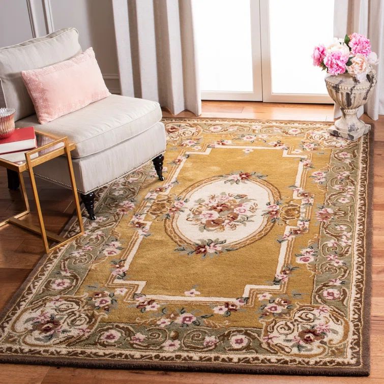 Ivory and Gold Hand-Tufted Wool Rectangular Rug