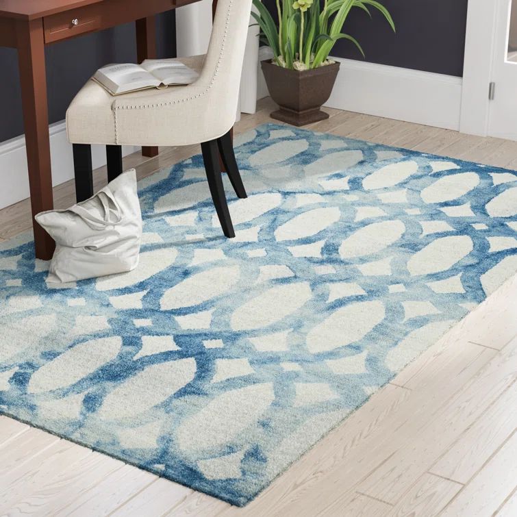 Ivory and Blue Hand-Tufted Wool 9' x 12' Rug