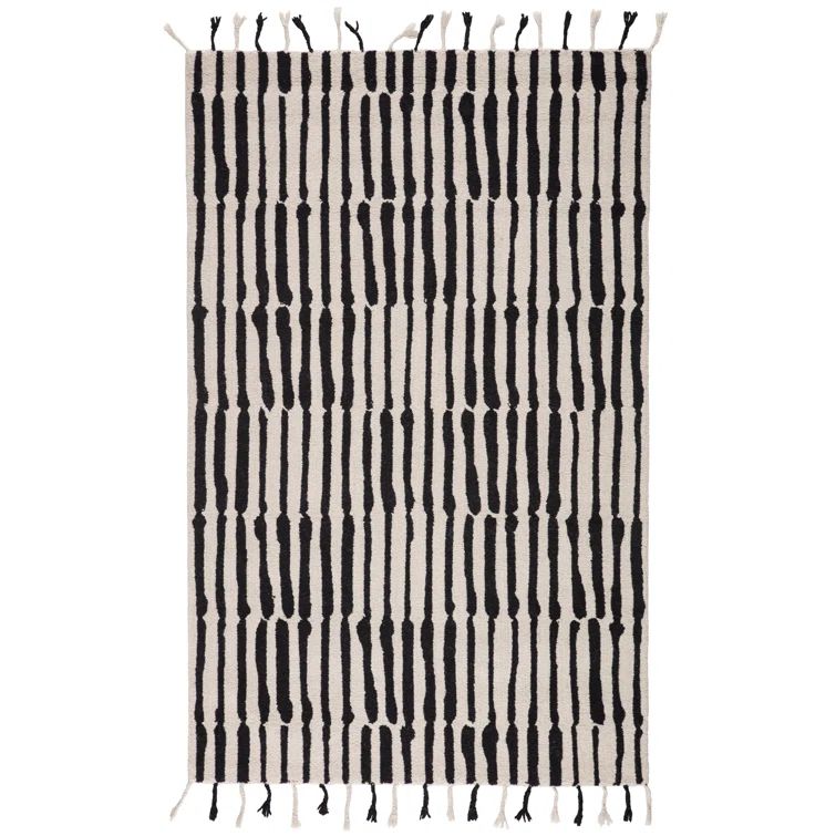Handmade Black and White Wool Tufted Reversible 8' x 10' Rug