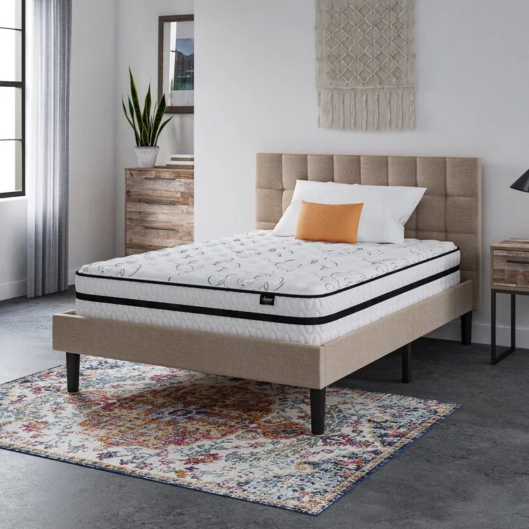 Full Size White Hybrid Mattress with Gel Memory Foam