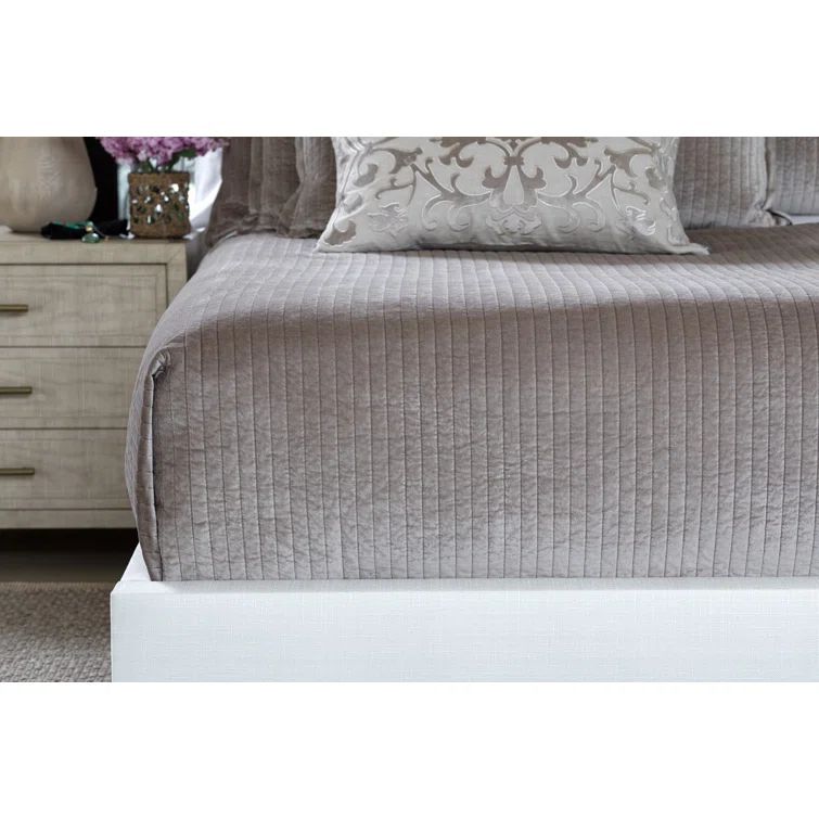 Raffia King Quilted Velvet Winter Coverlet