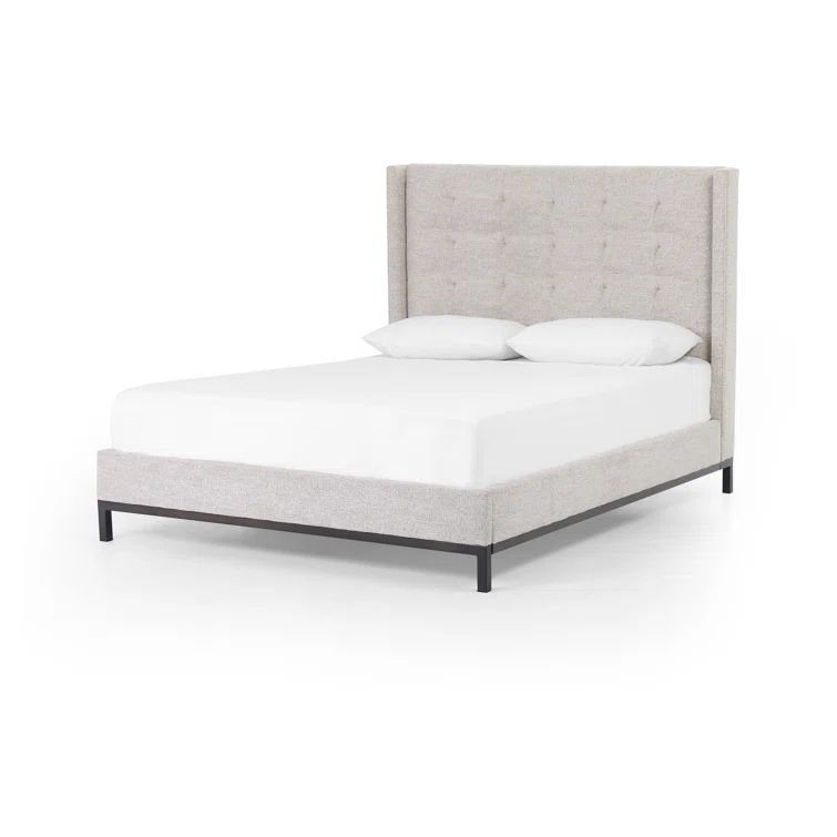 King Light Gray Linen Upholstered Metal Frame Bed with Tufted Headboard