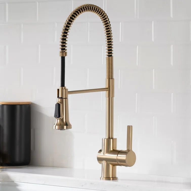 Antique Champagne Bronze Commercial Kitchen Faucet with Pull-Out Spray