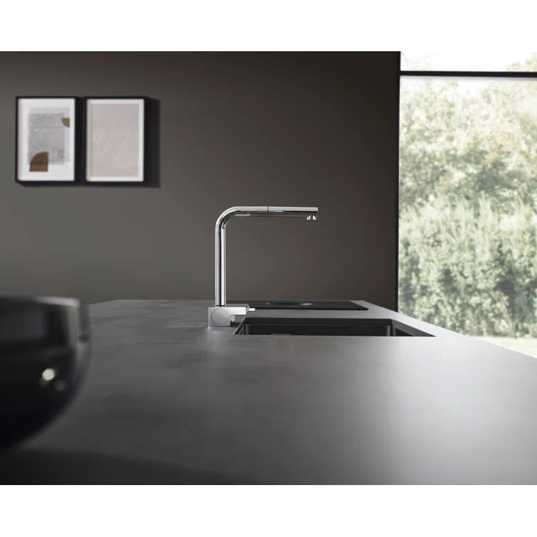 Modern Chrome Pull-Out Kitchen Faucet with Laminar and SatinFlow Spray