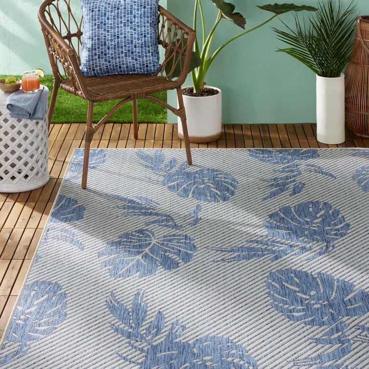 Silver and Blue 8' x 10' Reversible Synthetic Area Rug