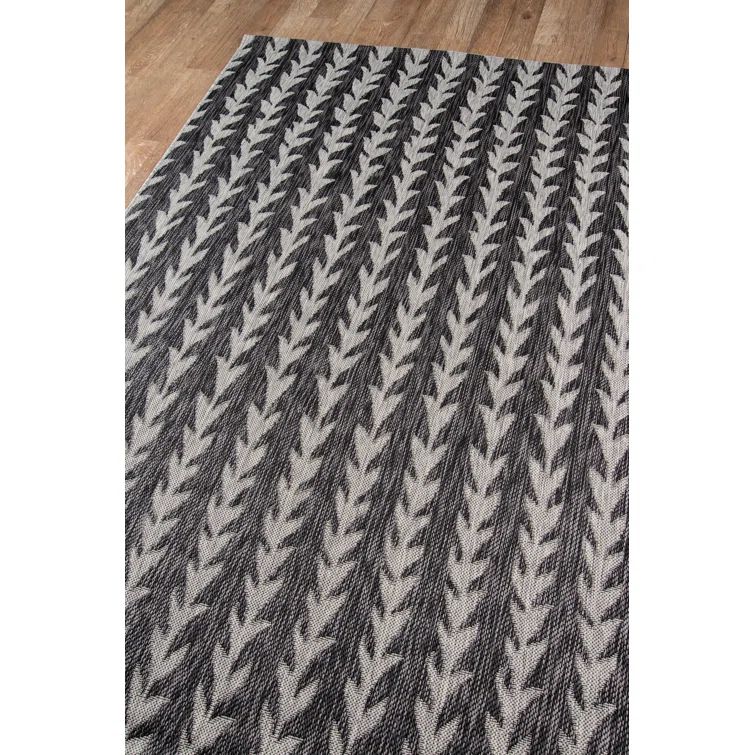 Gray Geometric Low Pile Outdoor Area Rug