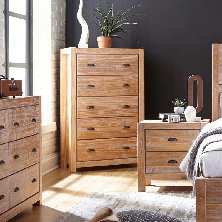 Driftwood Solid Pine 5-Drawer Farmhouse Chest
