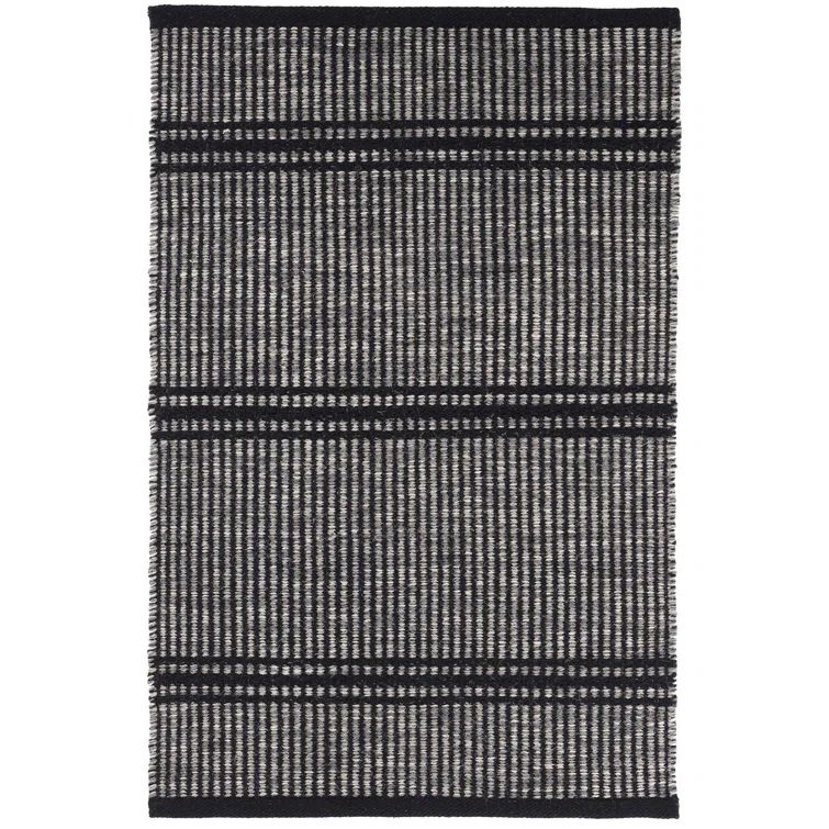 Black and Gray Handwoven Wool Herringbone Rug, 6' x 9'