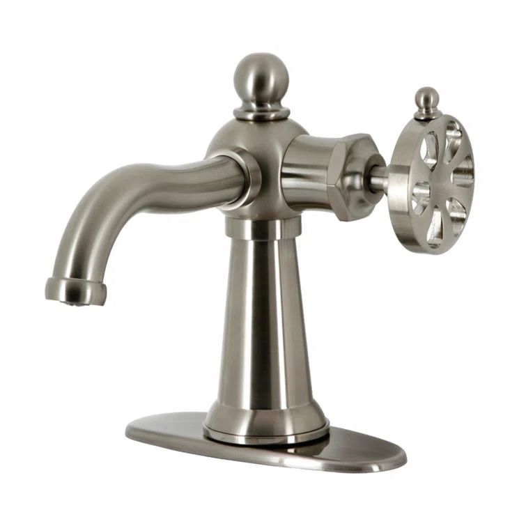 Belknap Traditional Single-Hole Bathroom Faucet in Brushed Nickel