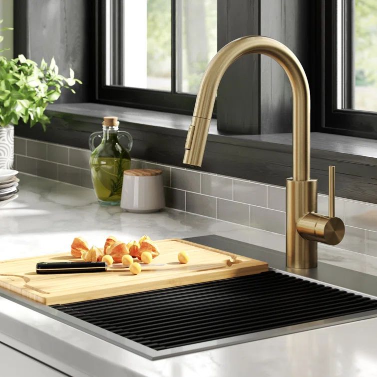 Champagne Bronze Single Handle Pull Down Kitchen Faucet with Sprayer