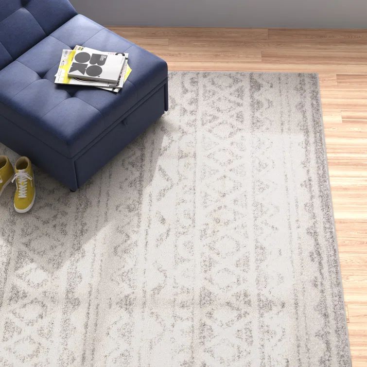 Ivory and Silver Rectangular Reversible Area Rug 6' x 9'