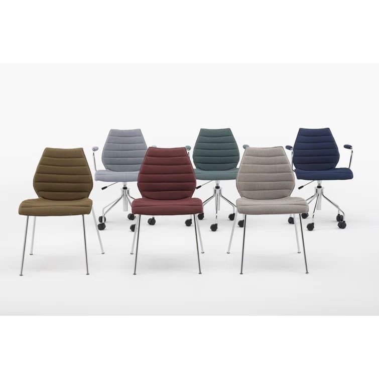 Maui Soft Trevira Beige Chrome Swivel Armchair by Vico Magistretti
