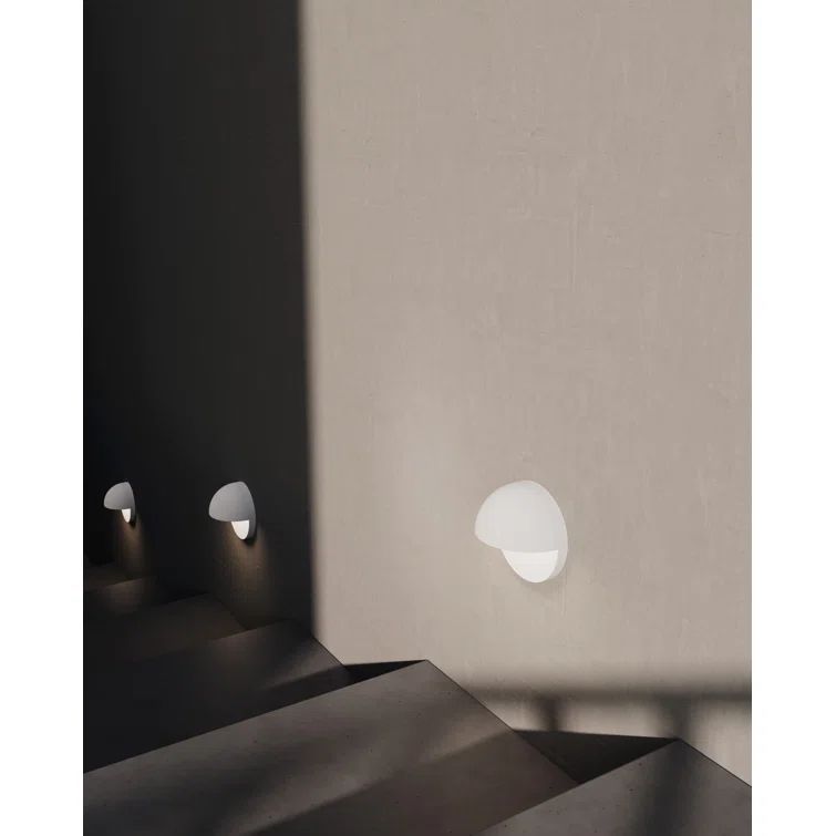Textured White Aluminum Dimmable LED Wall Sconce