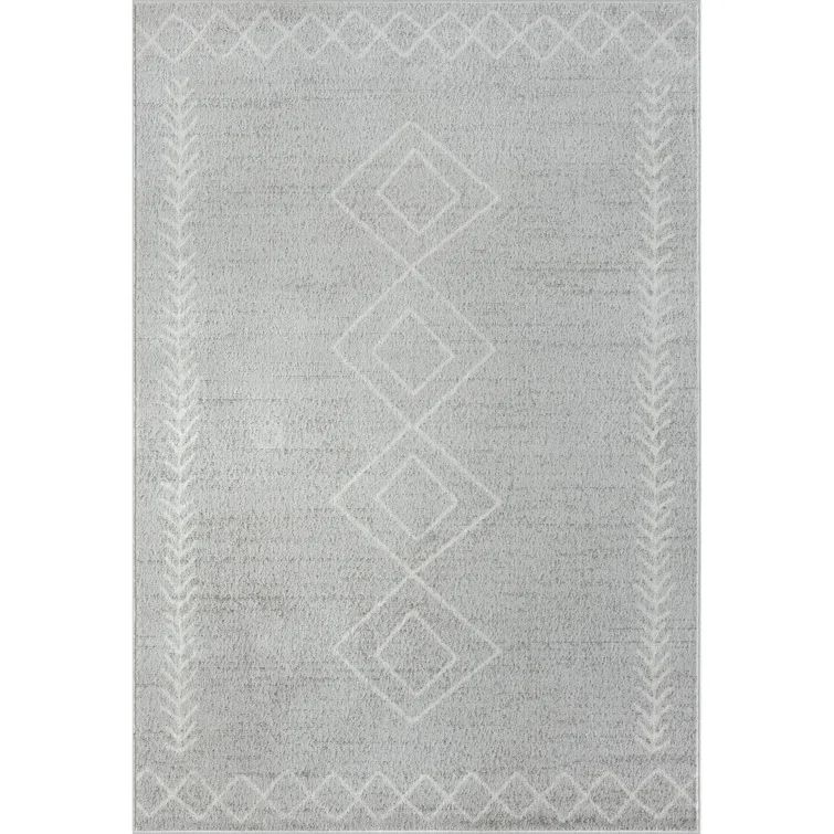 Calixta Gray Diamond Pattern Synthetic 8' x 10' Area Rug