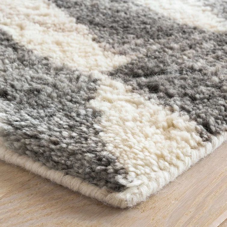 Farah Gray and Off-White Hand-Knotted Wool Runner Rug