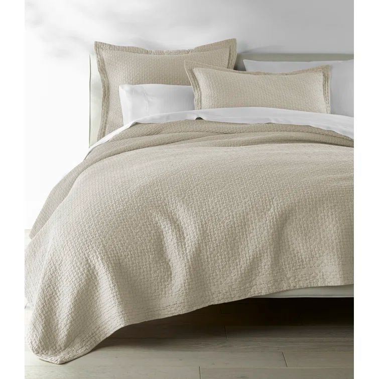 Juliet Linen King Size Cotton Matelassé Coverlet