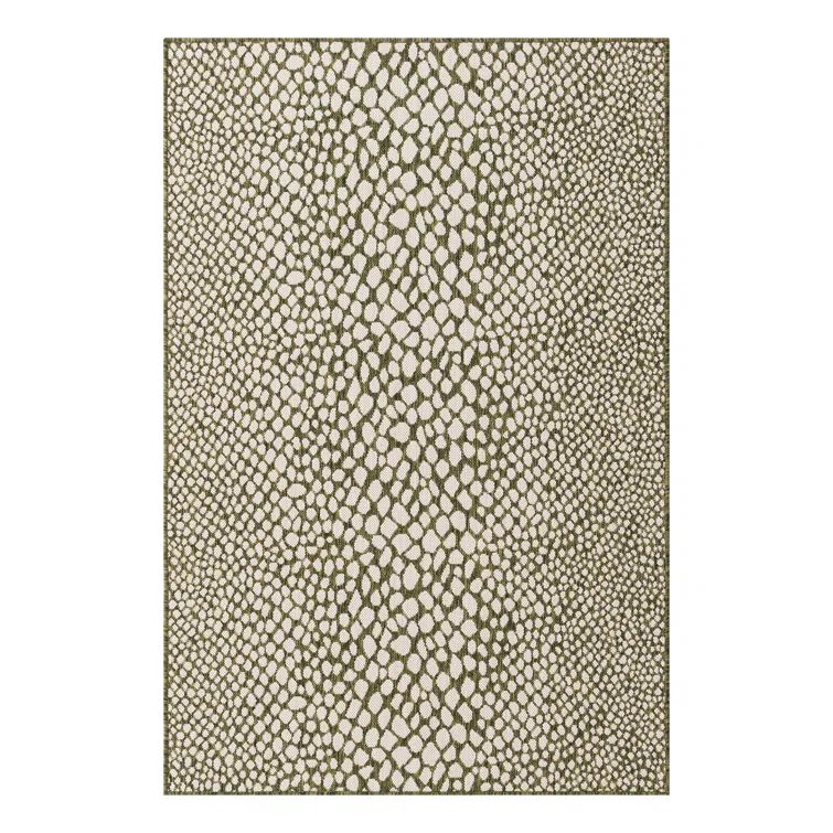 Green Abstract 4' x 6' Easy-Care Outdoor Synthetic Rug