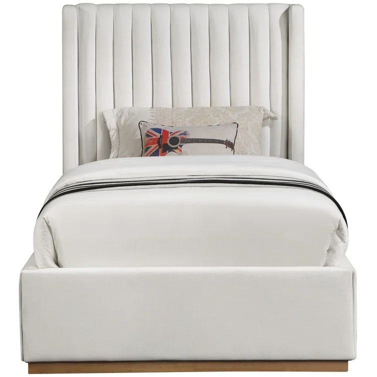 Cream Linen Twin Upholstered Wingback Bed with Tufted Headboard