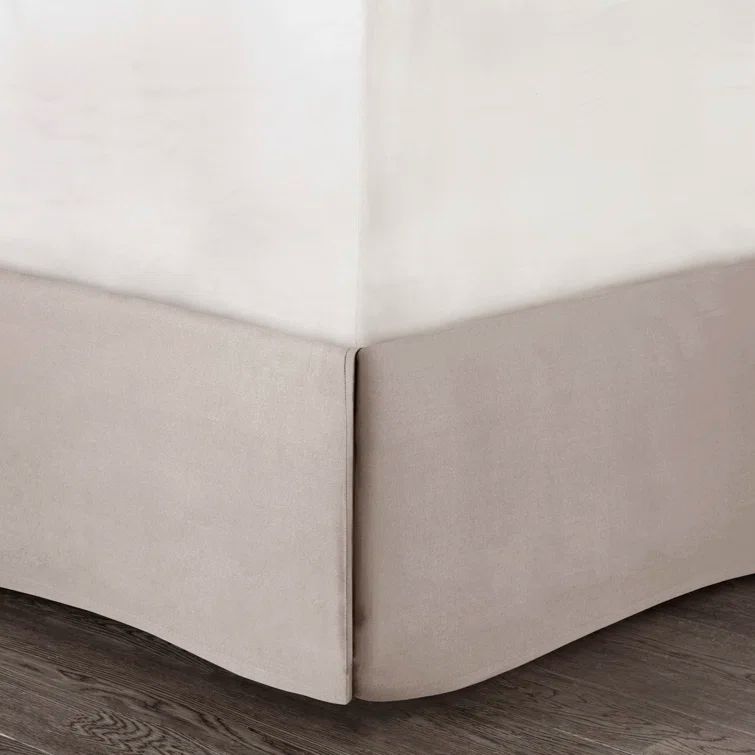 White Microfiber 7-Piece Queen Bedspread Set