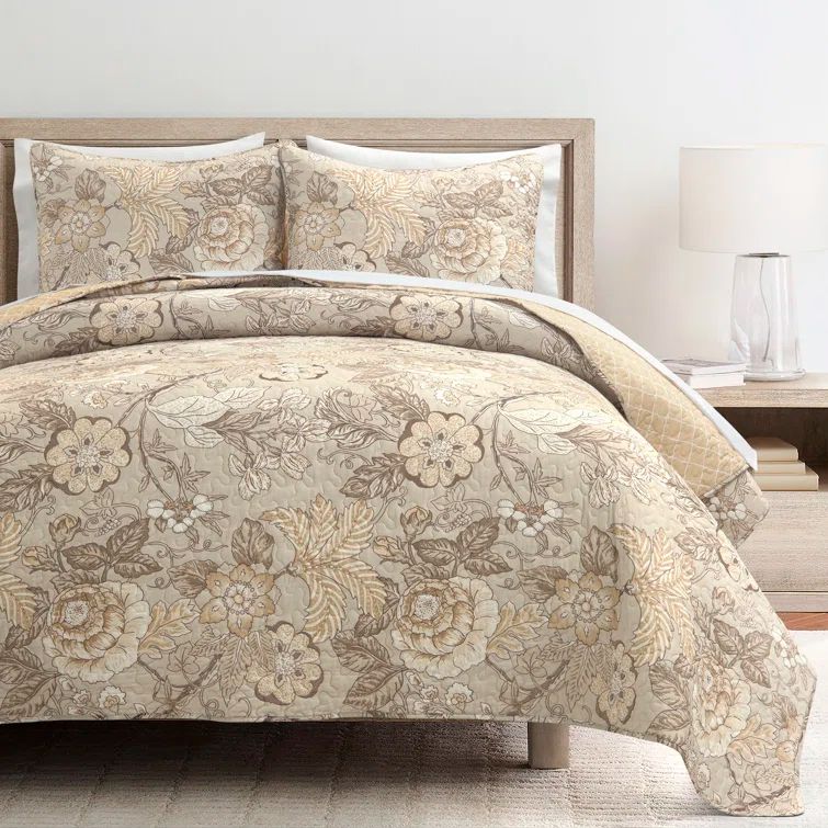Neutral Floral Cotton King Reversible Quilt Set