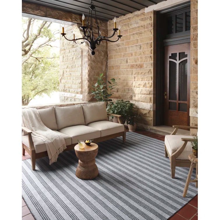 Charlie Dove and Charcoal Striped 5' x 7'6" Indoor/Outdoor Area Rug