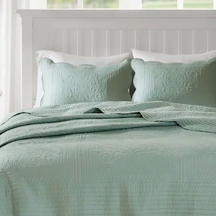 King Seafoam Green Microfiber Reversible Quilt Set