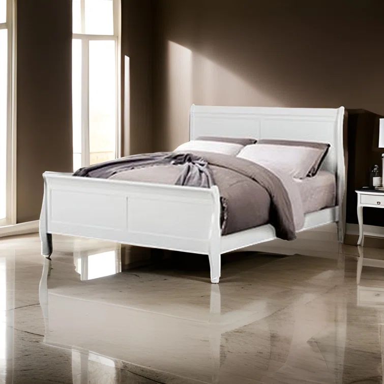 Ryla Queen Size White Solid Wood Sleigh Bed with Panel Headboard