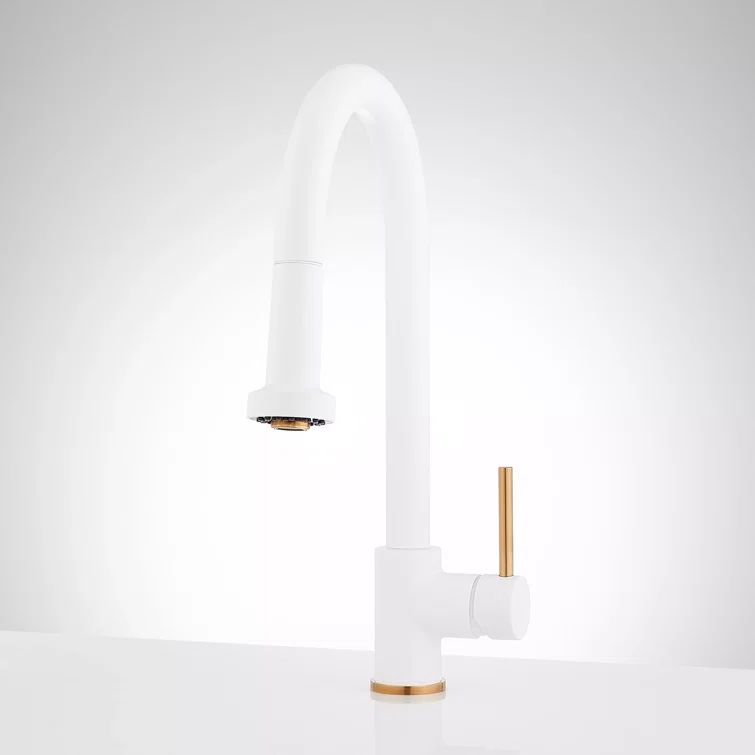 Matte White and Brushed Gold Single Handle Pull-Down Kitchen Faucet