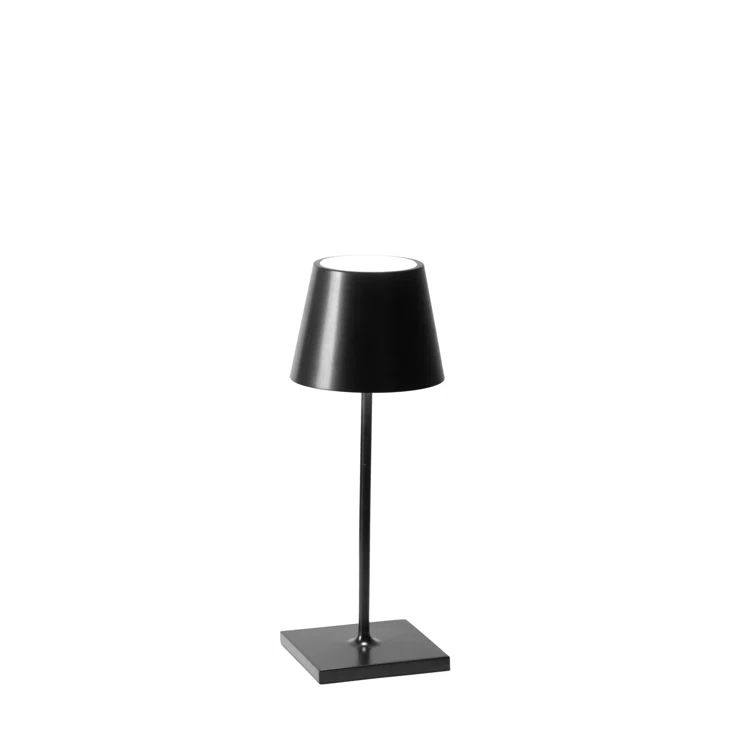 Black Aluminum Cordless Outdoor Touch Table Lamp
