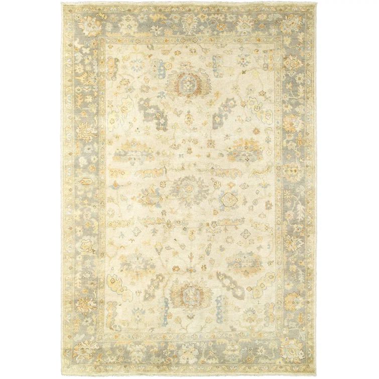 Hand-Knotted Woolen Comfort Gray 6' x 9' Area Rug