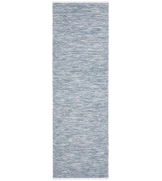 Farmhouse Marled Blue Herringbone Indoor/Outdoor Runner Rug, 2.5'x8'