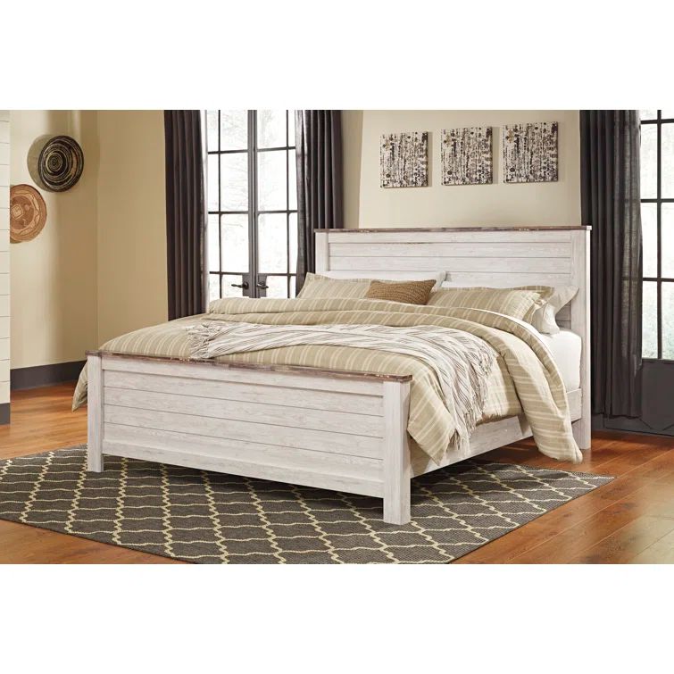 Willowton Whitewashed Wood California King Panel Bed