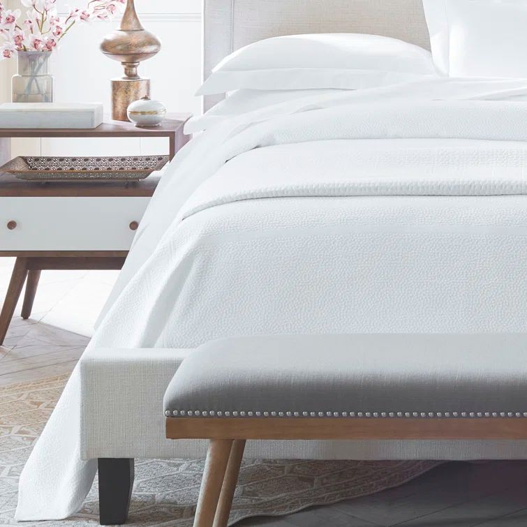 Montauk Queen White Cotton Matelasse Coverlet