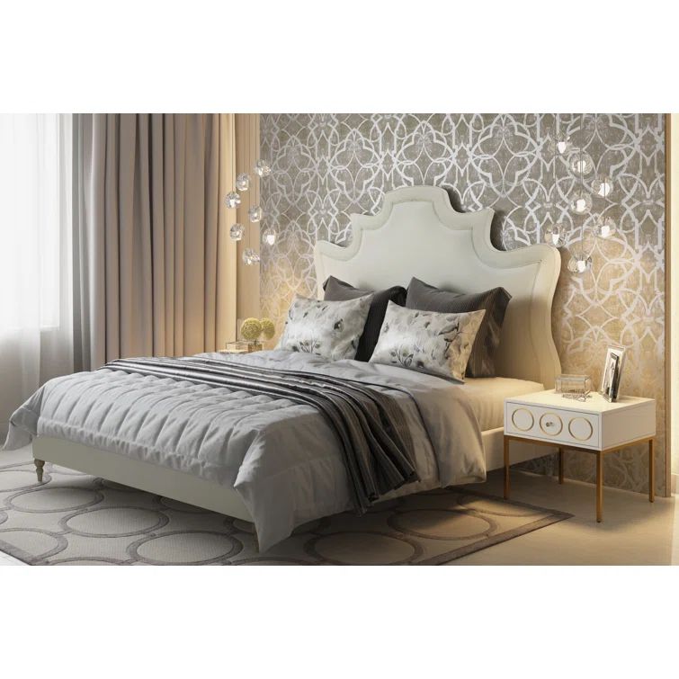 Elegant Cream Velvet Upholstered Queen Platform Bed with Tufted Headboard