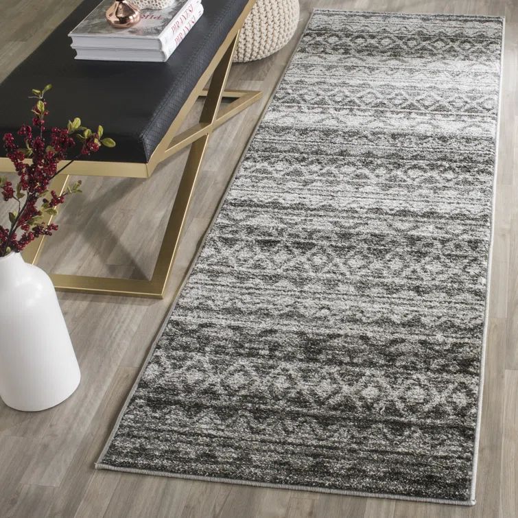 Gray Stripe Round Synthetic Easy-Care Rug, 30" Diameter