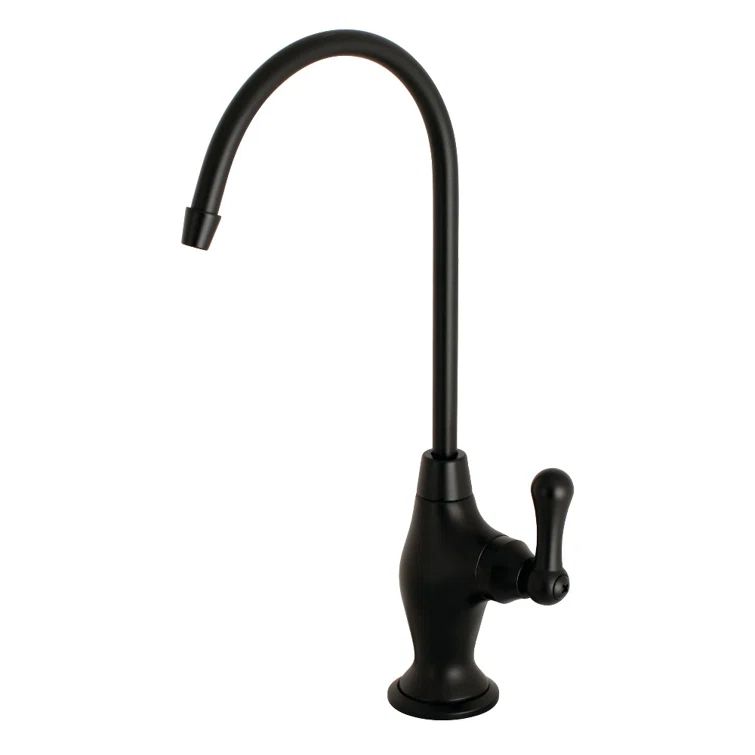 Matte Black Single-Handle Water Filtration Faucet
