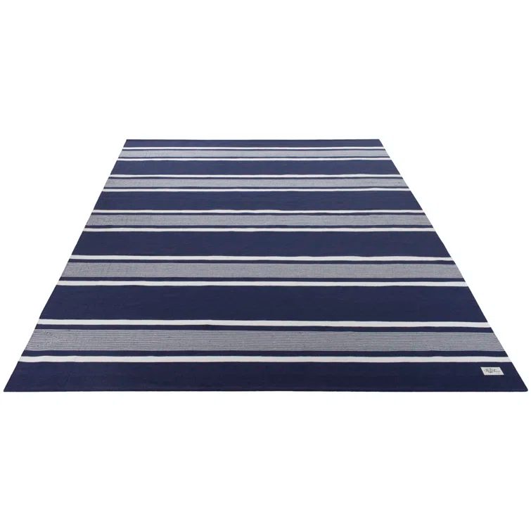Navy Stripe Handmade Synthetic 4' x 6' Rectangular Area Rug