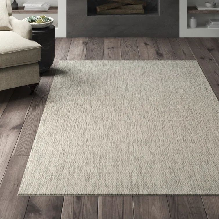 Delano Round Gray Synthetic 59" Easy-Care Indoor/Outdoor Rug