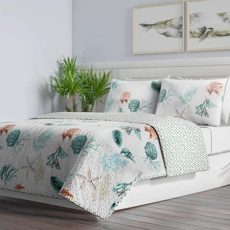 Key West Dreams Full-Size Reversible Microfiber Quilt Set