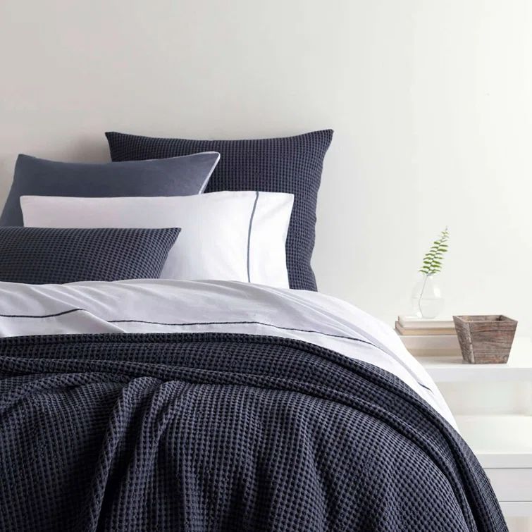 Blue Cotton Twin Matelassé Waffle Weave Coverlet