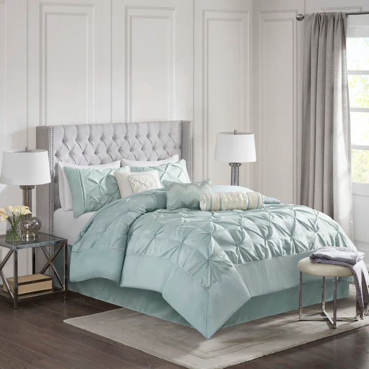 Seafoam Queen 7-Piece Pintuck Comforter Set