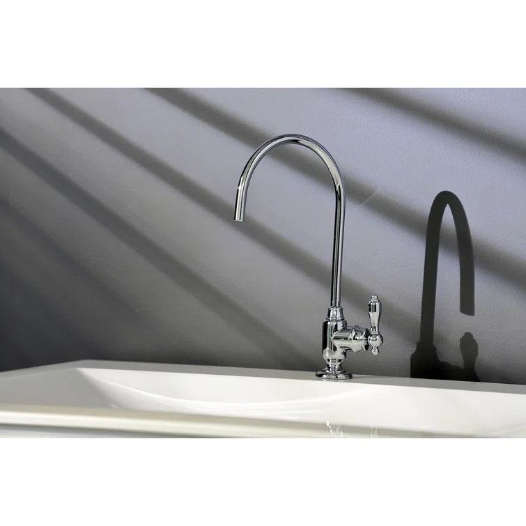 Polished Chrome Single-Handle Water Filtration Faucet