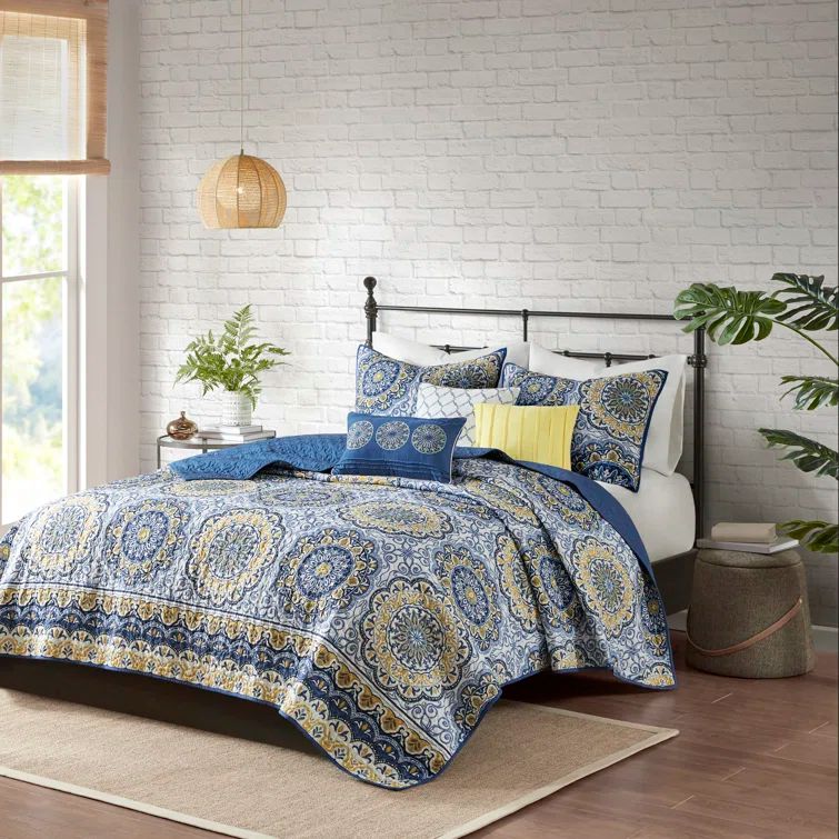 King Blue Microfiber Reversible 6-Piece Quilt Set