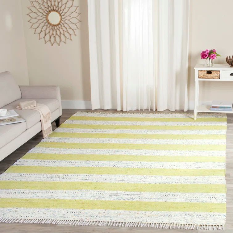 Handmade Ivory and Light Green Cotton 8' x 10' Reversible Area Rug