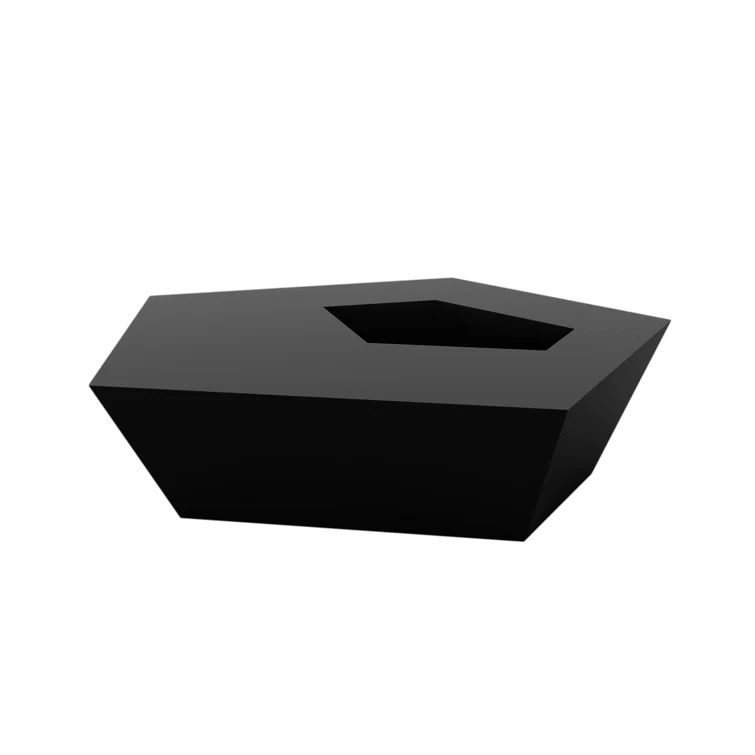 Black Geometric Indoor/Outdoor Plastic Coffee Table