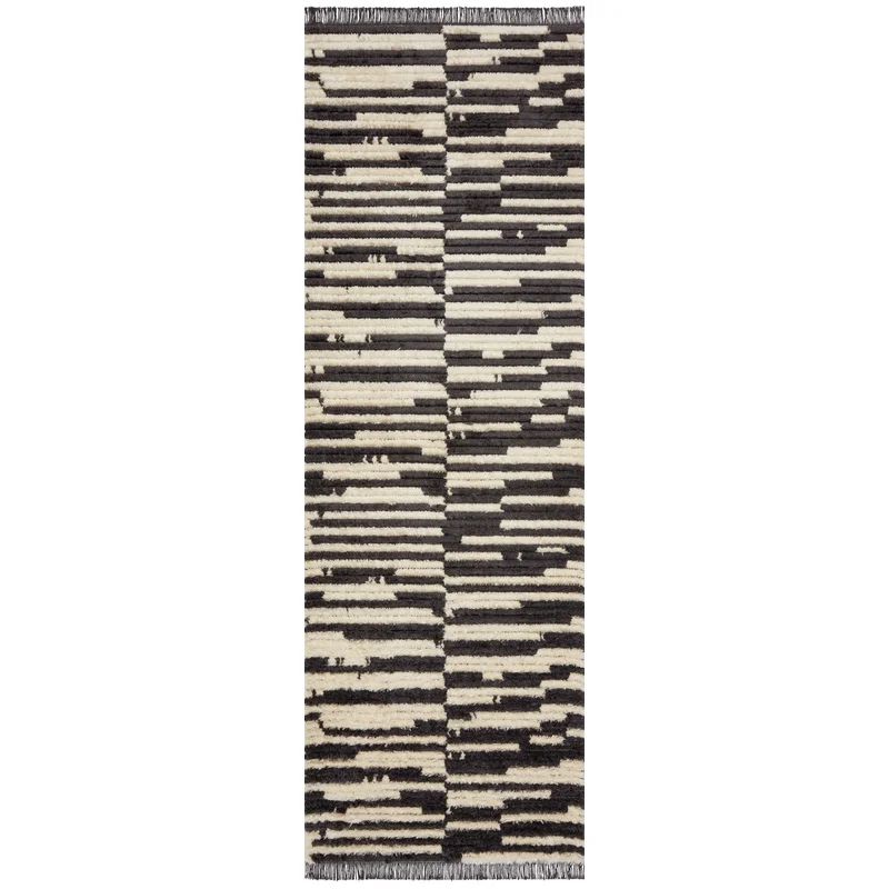 Ivory Abstract Easy-Care Synthetic Runner Rug, 2'7" x 8'