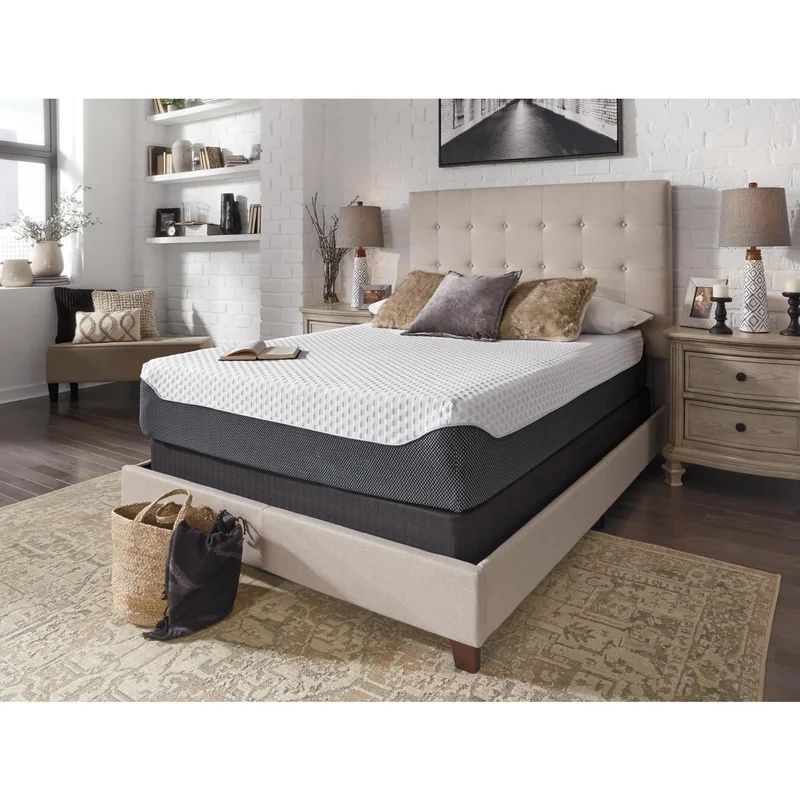 Contemporary White Twin Memory Foam Mattress with Cooling Technology