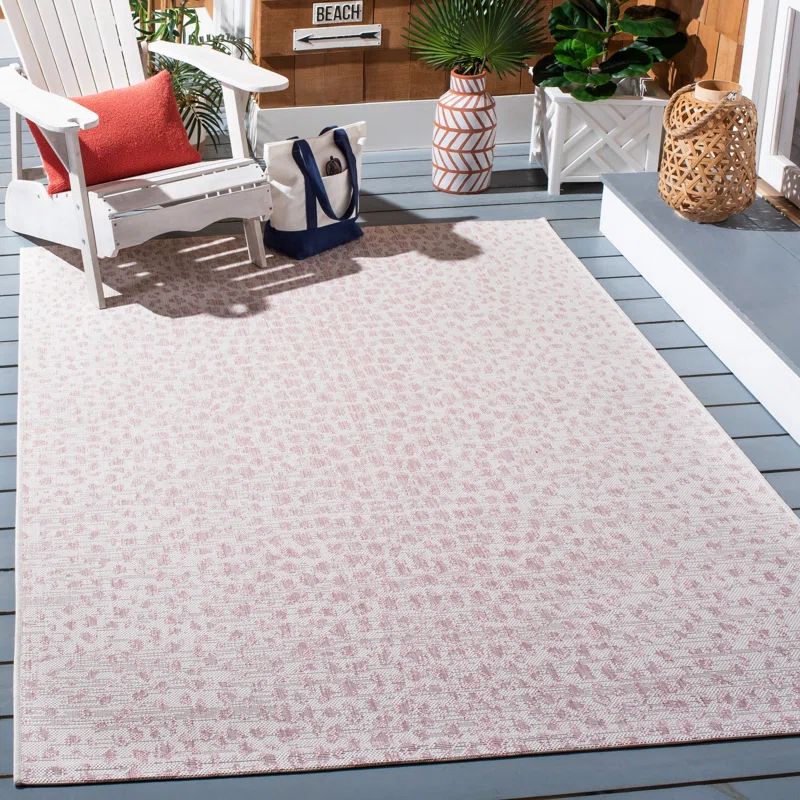 Ivory and Blush Pink Synthetic Easy-Care Outdoor Area Rug - 4' x 5'7"