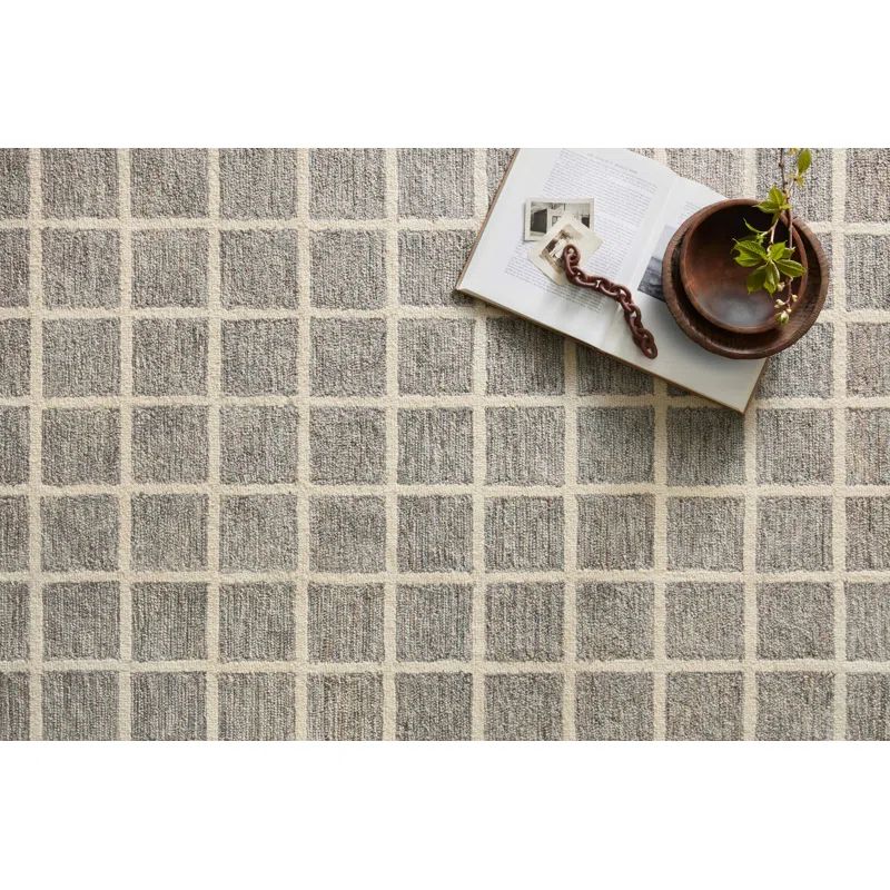Ivory Square Hand-Tufted Wool Classic Rug Sample 18" x 18"